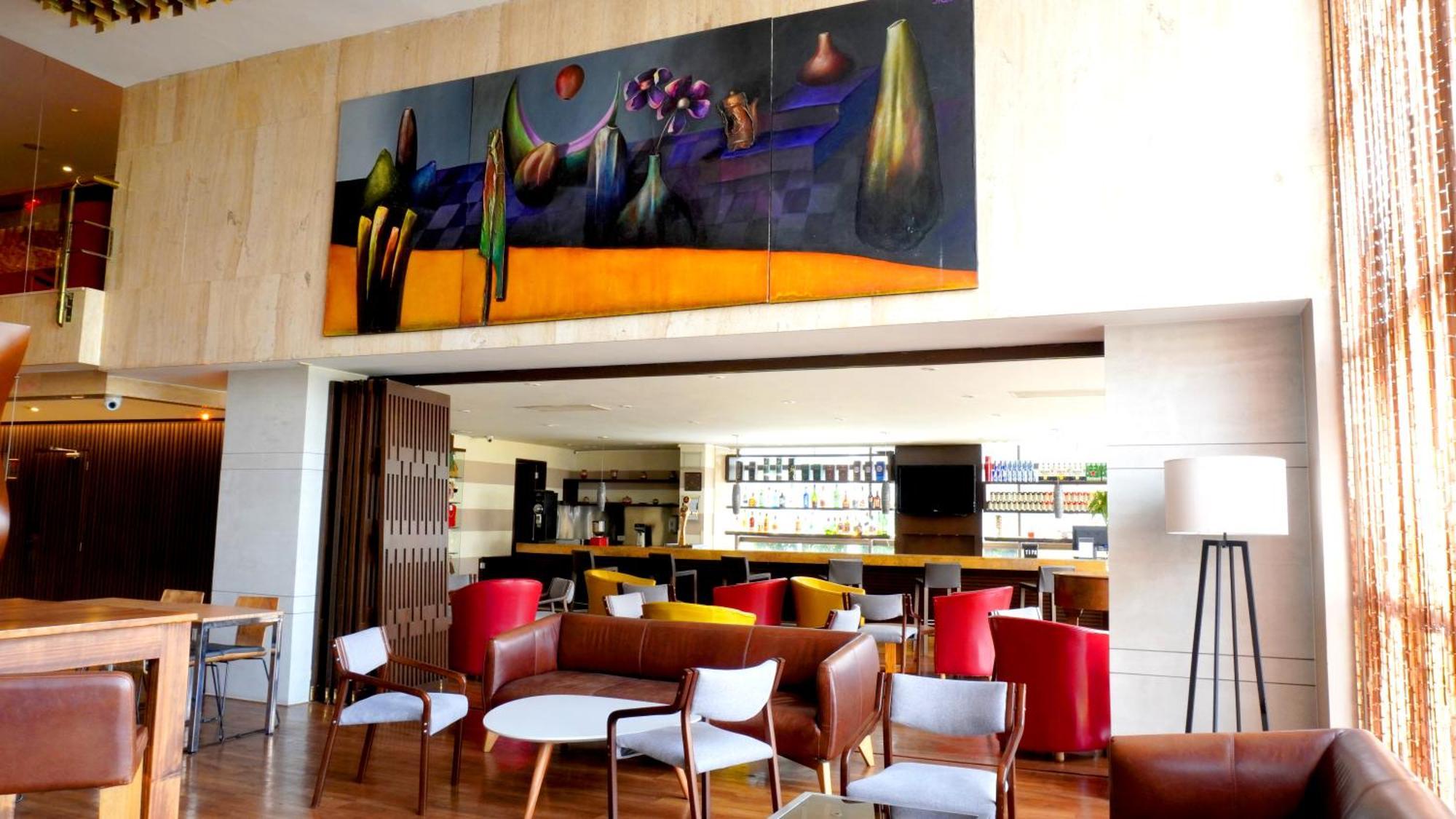 Bogota Plaza Hotel Bagian luar foto The lobby of the hotel