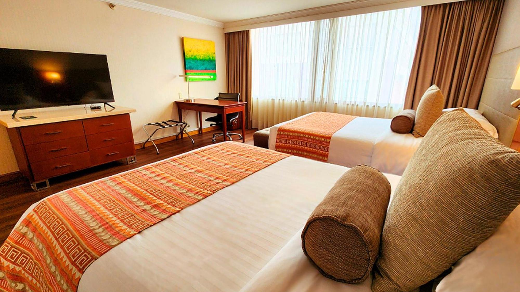 Bogota Plaza Hotel Bagian luar foto Deluxe Room